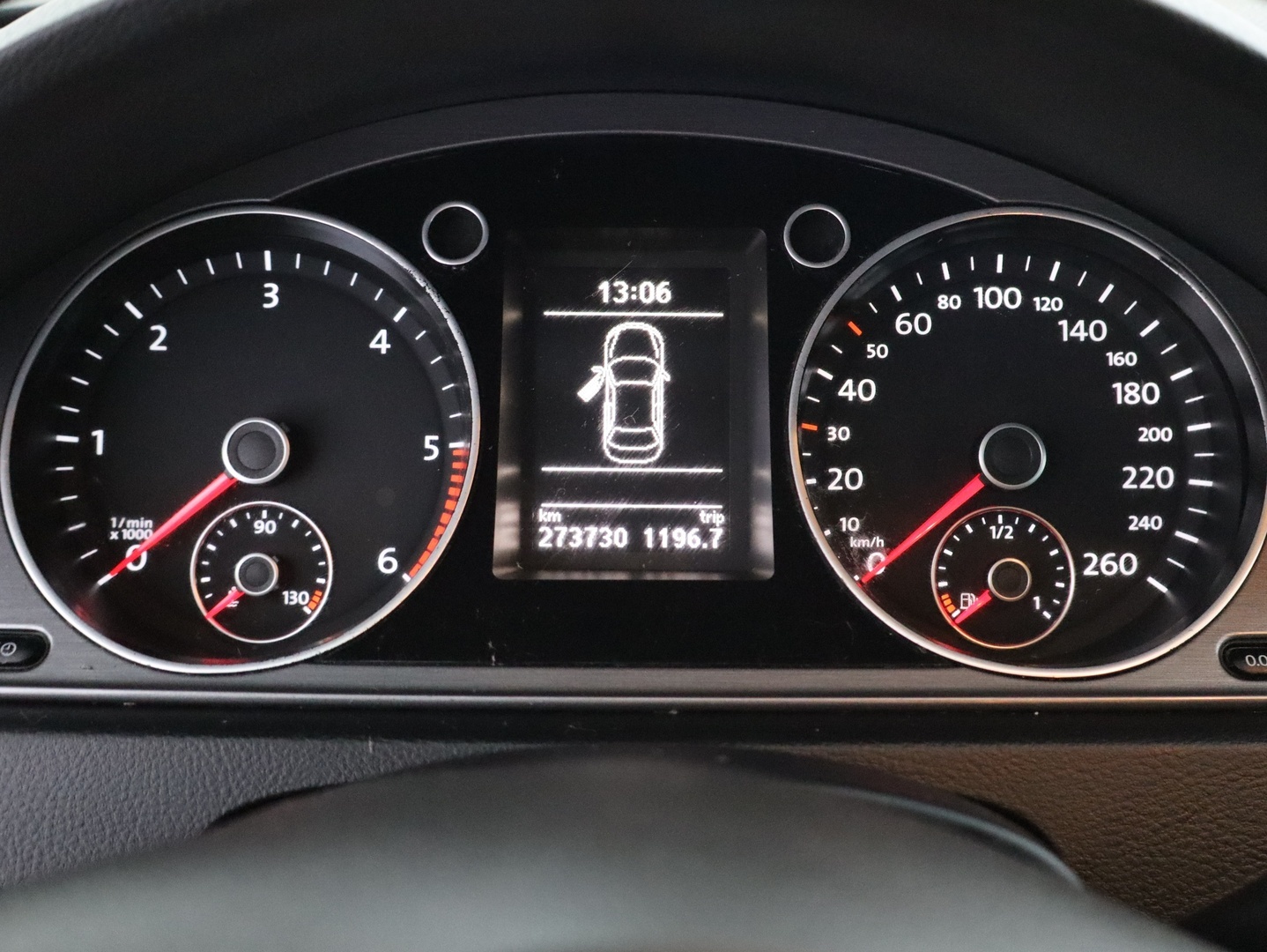 VOLKSWAGEN Passat 2014