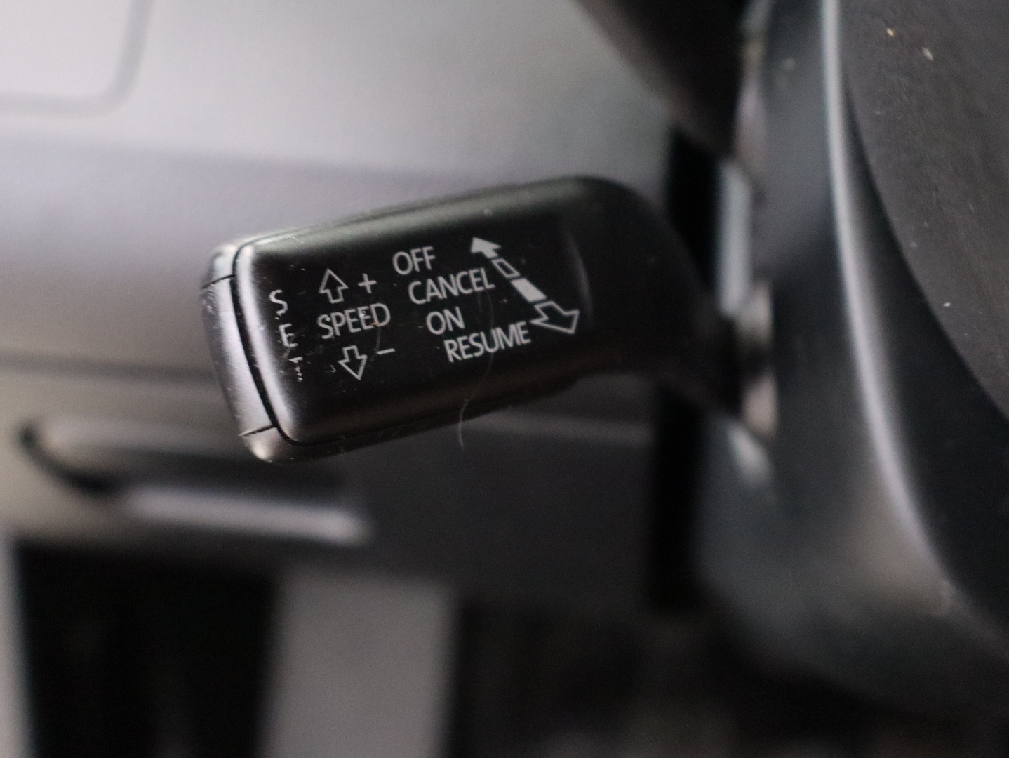 VOLKSWAGEN Passat 2014