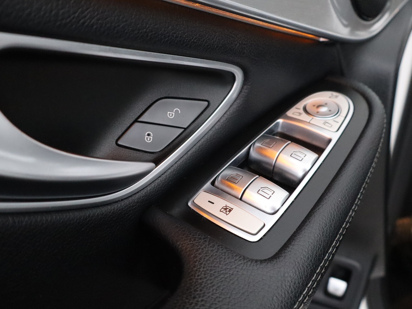 MERCEDES-BENZ GLC 2017