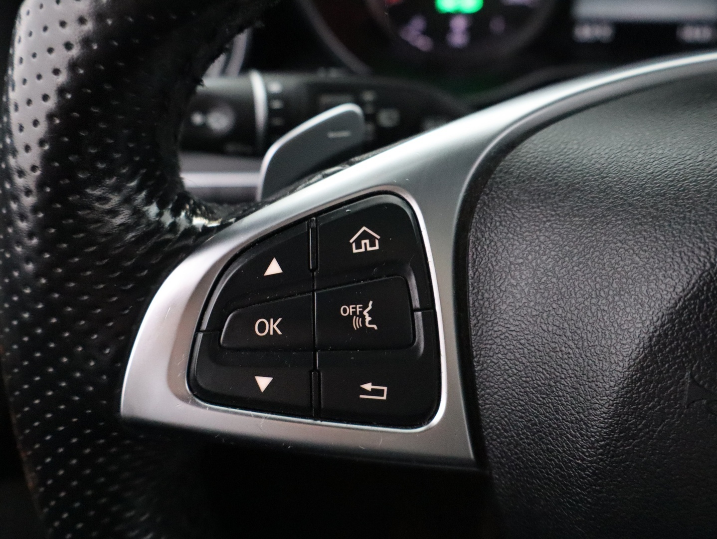 MERCEDES-BENZ GLC 2017