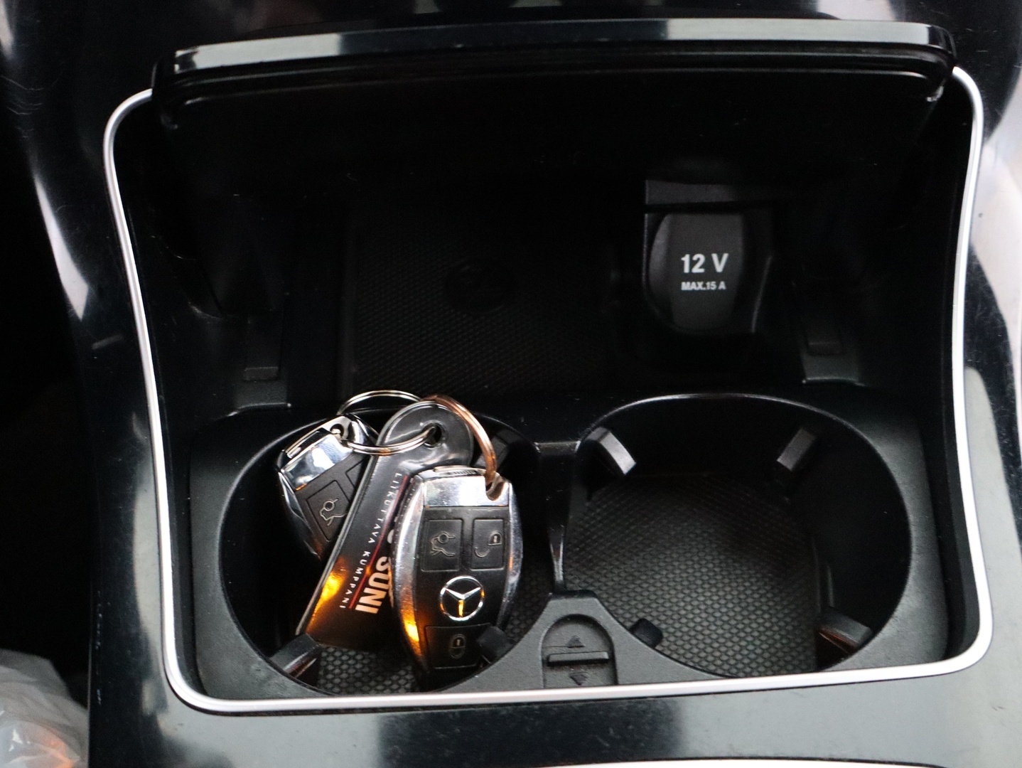 MERCEDES-BENZ GLC 2017