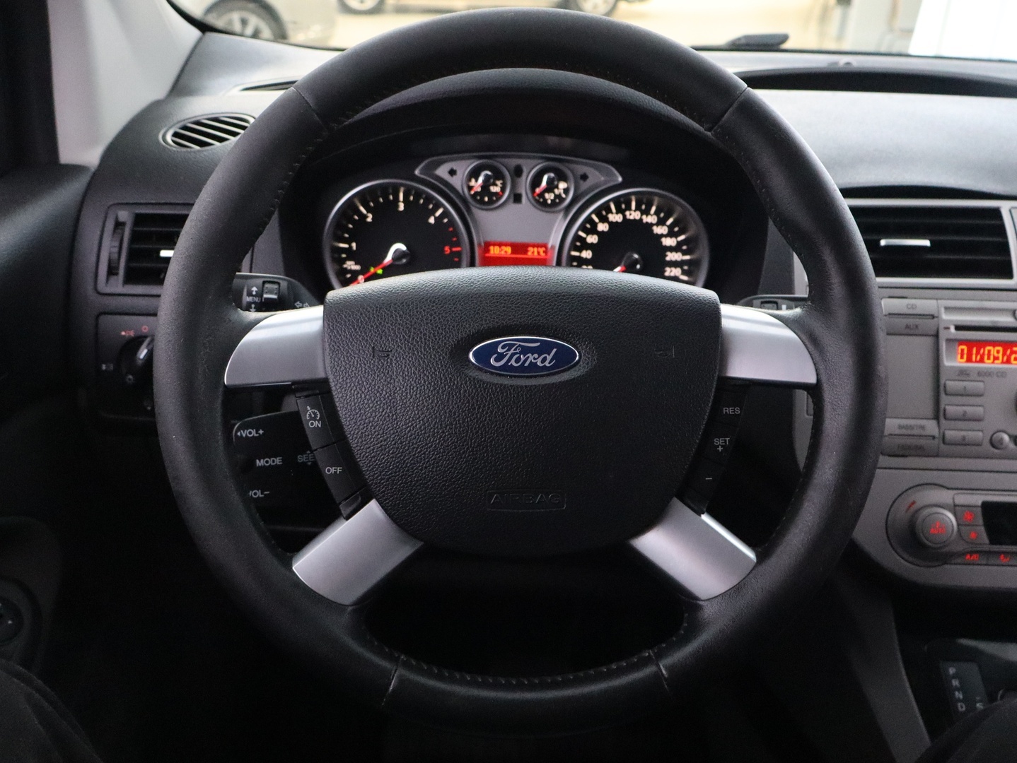 FORD Kuga 2012