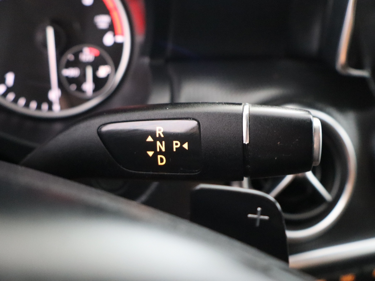 MERCEDES-BENZ A 2014