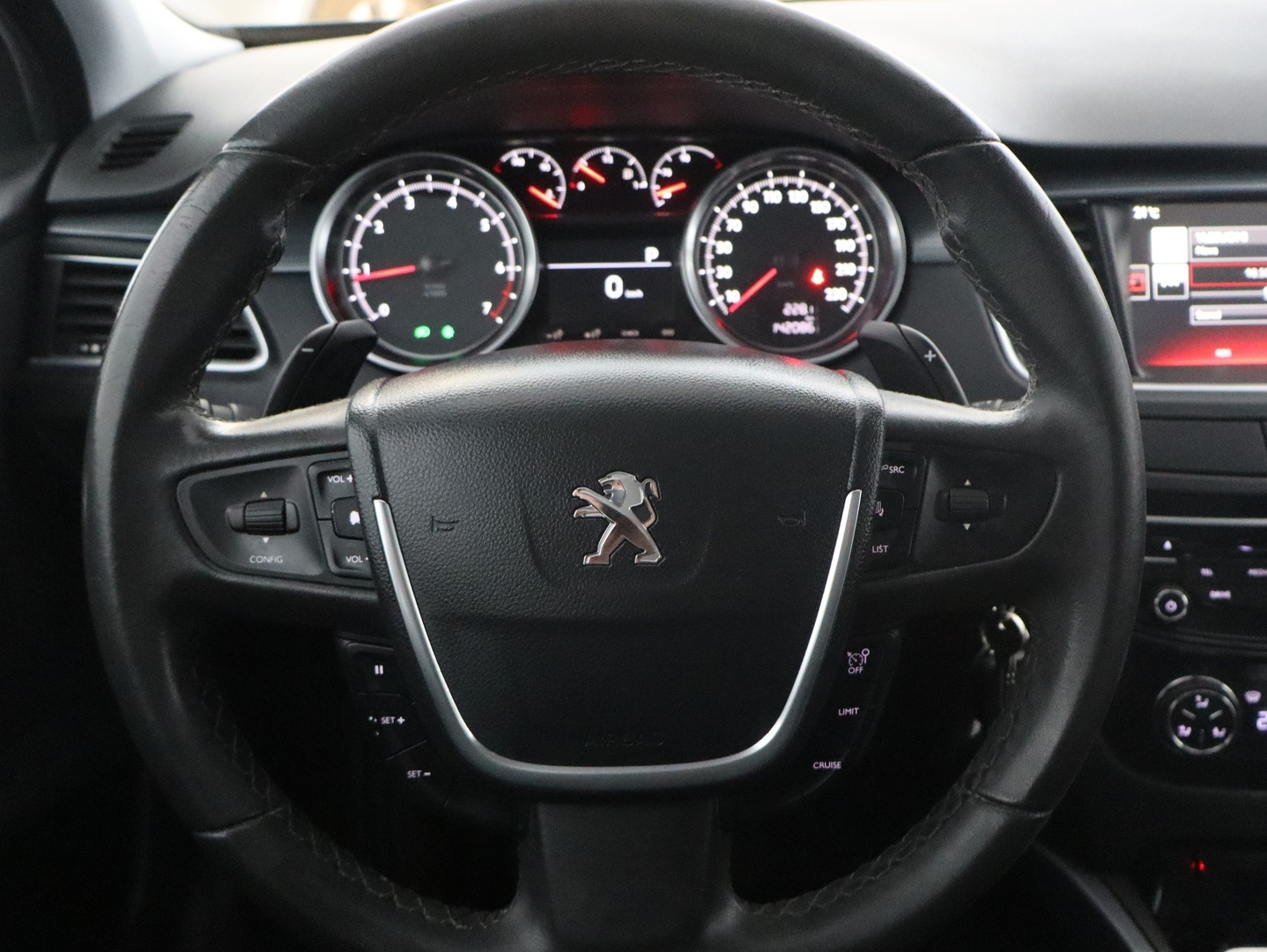 PEUGEOT 508 2015