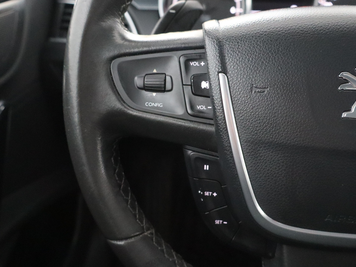 PEUGEOT 508 2015