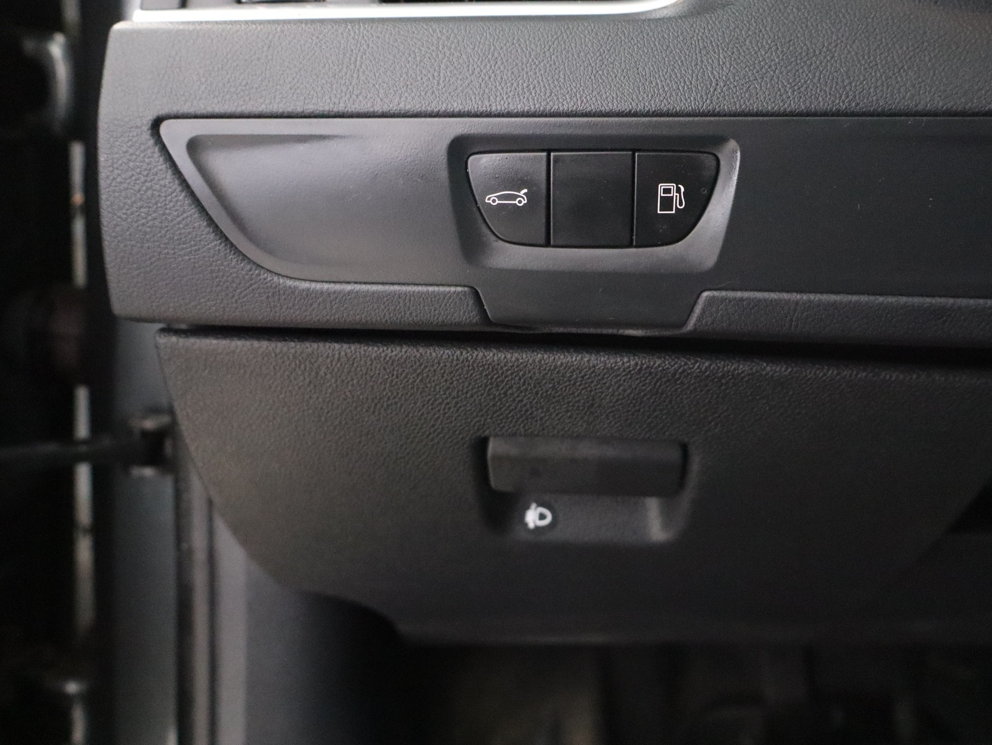 PEUGEOT 508 2015