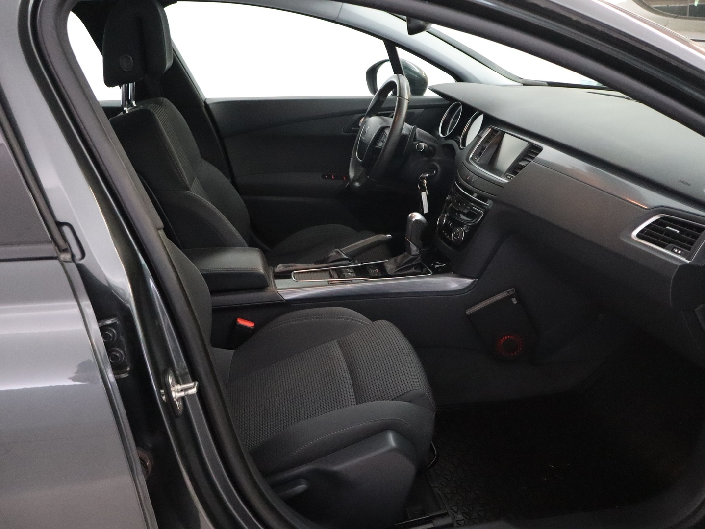 PEUGEOT 508 2015
