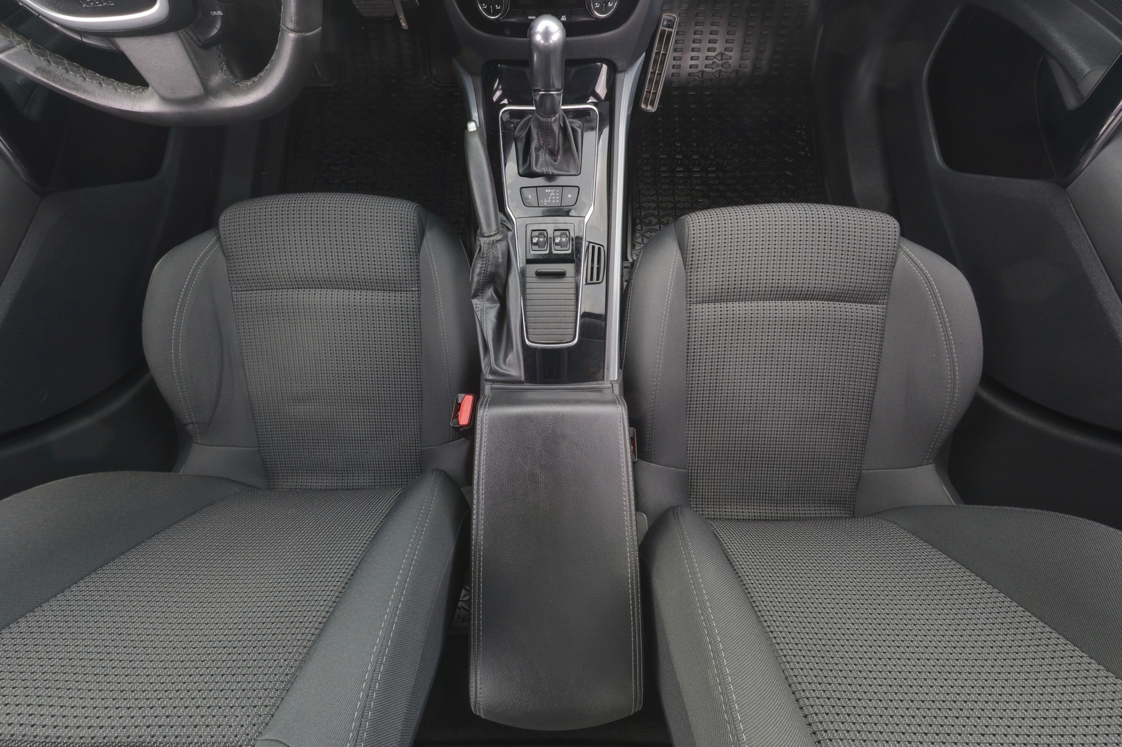PEUGEOT 508 2015