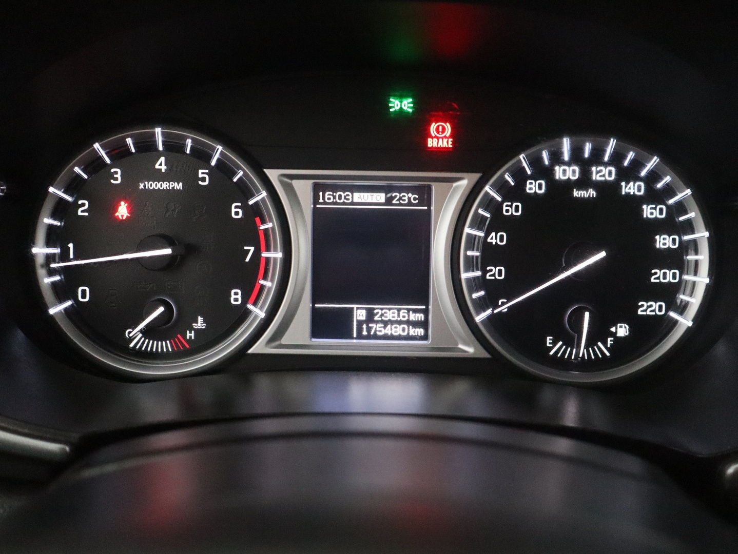 SUZUKI Vitara 2015