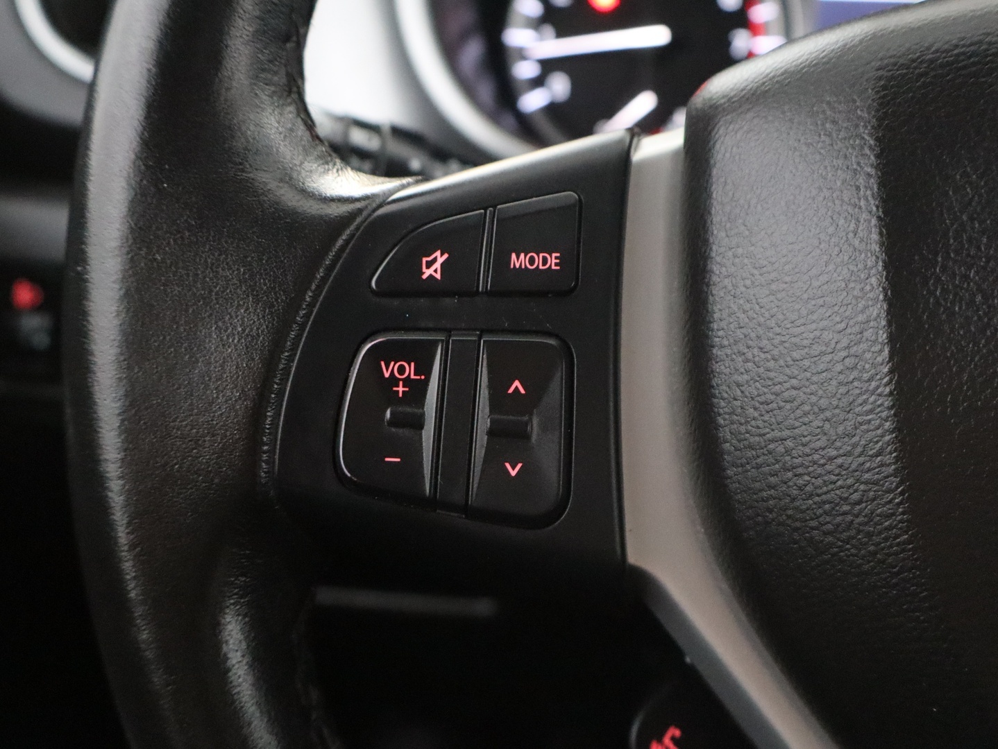 SUZUKI Vitara 2015