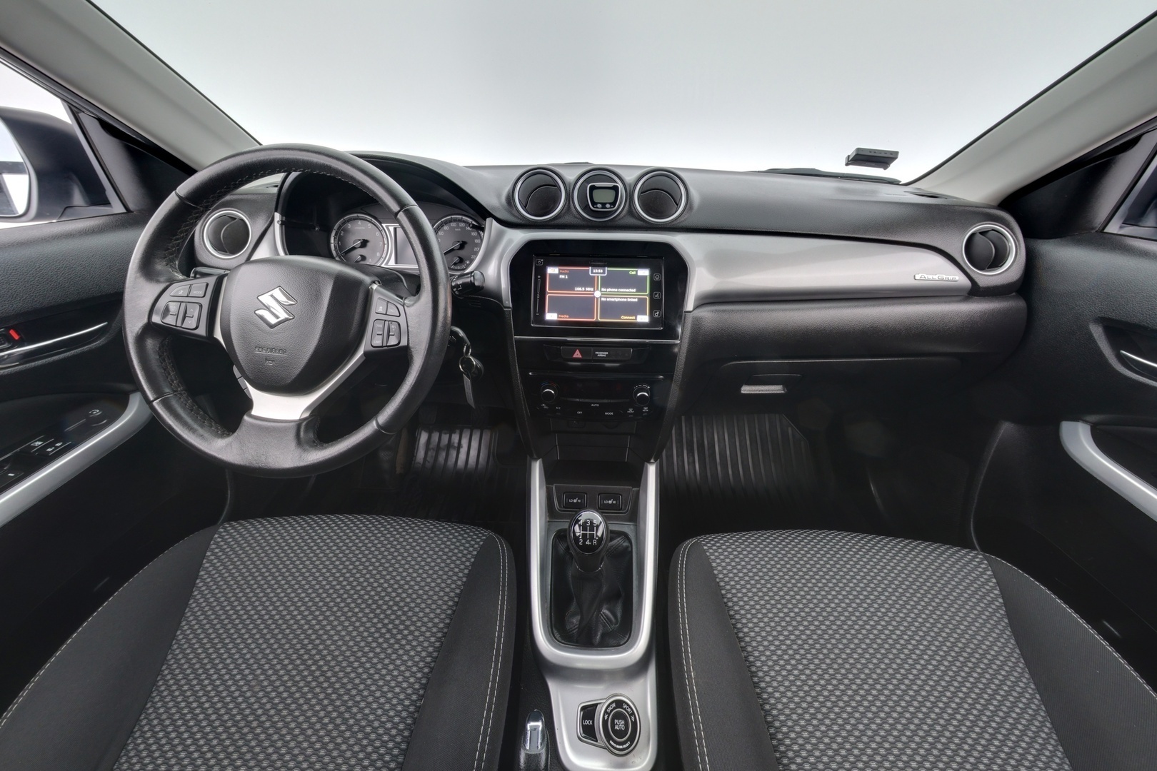 SUZUKI Vitara 2015