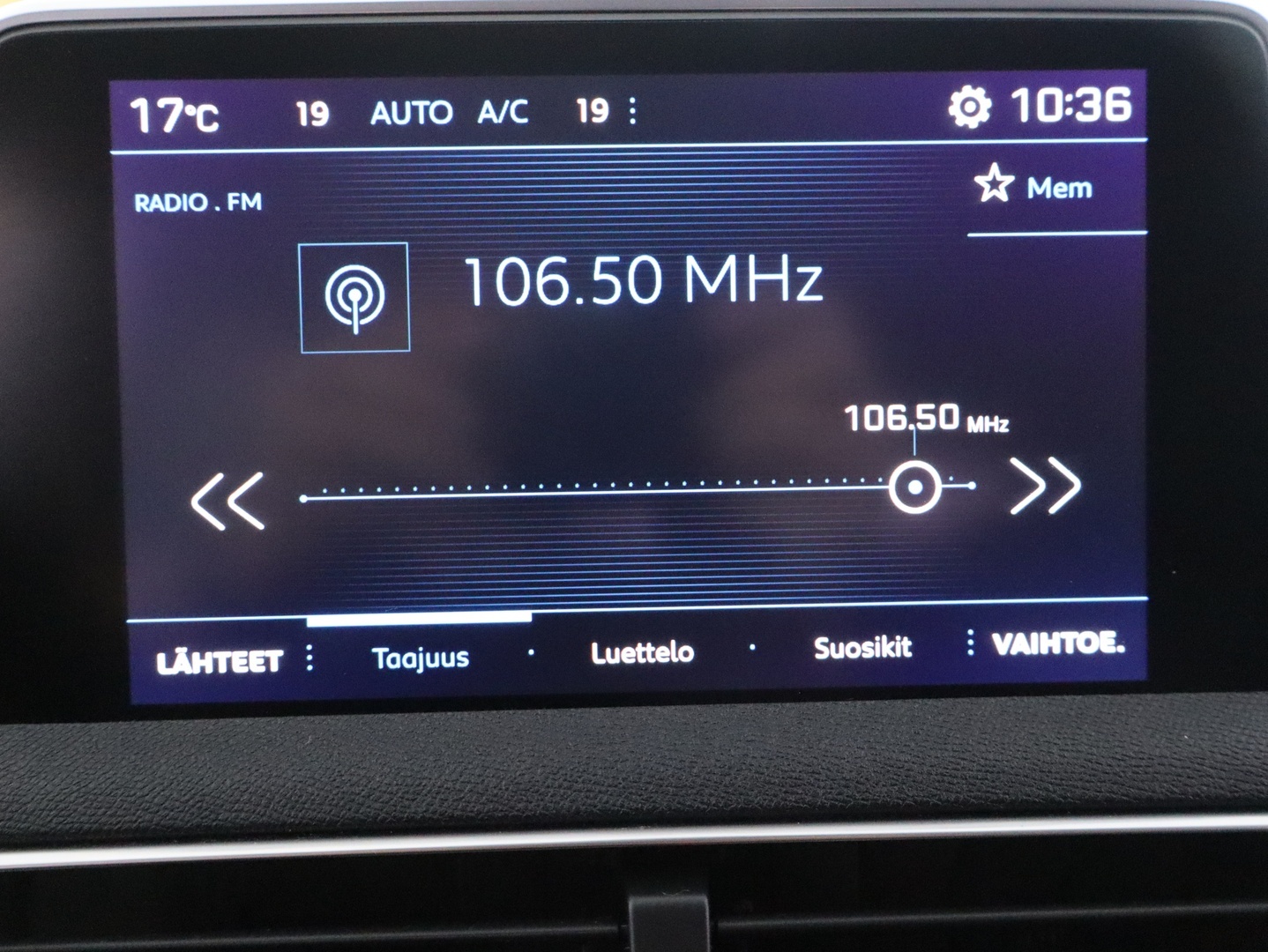 PEUGEOT 3008 14