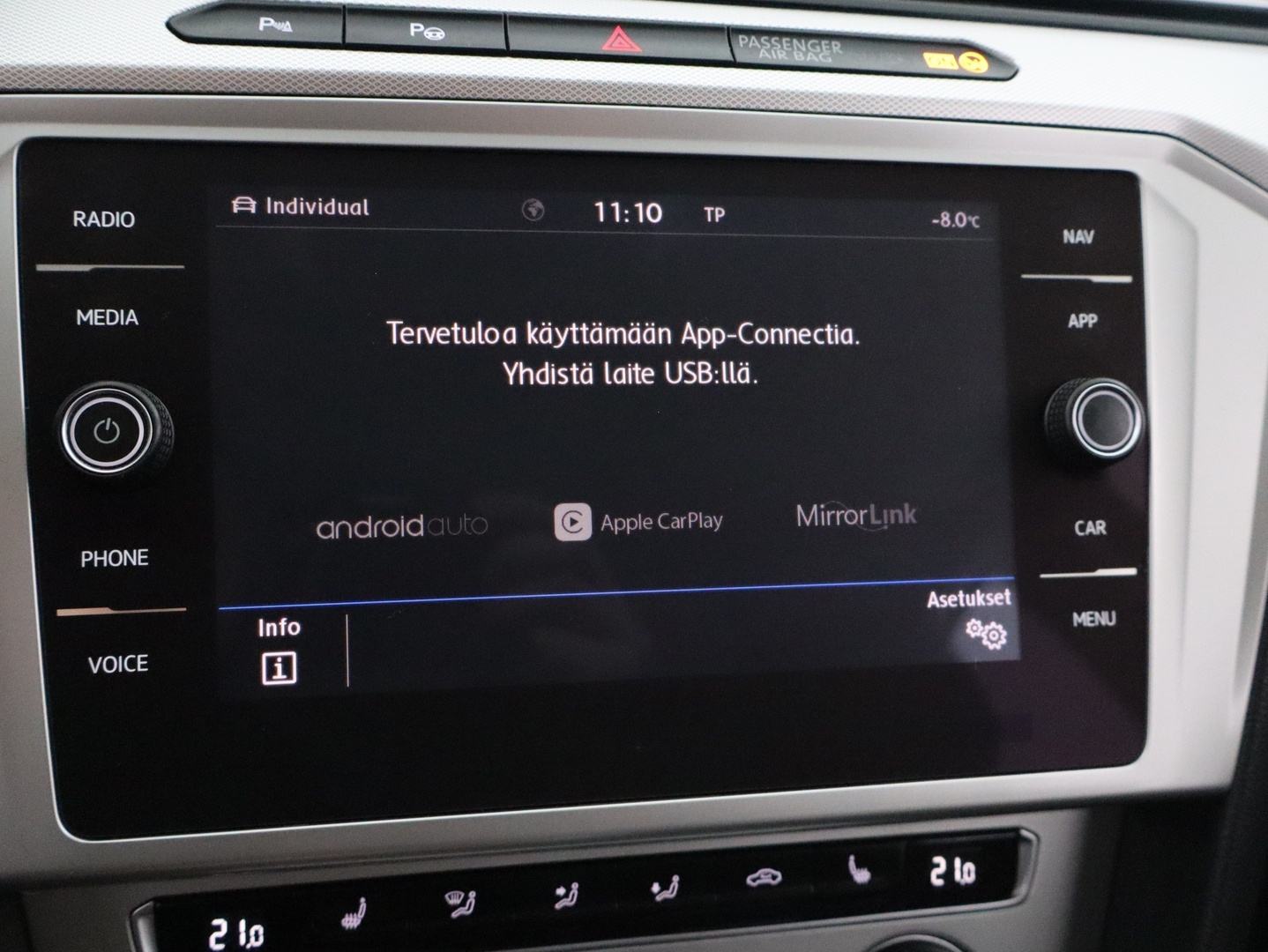 VOLKSWAGEN Passat 2019