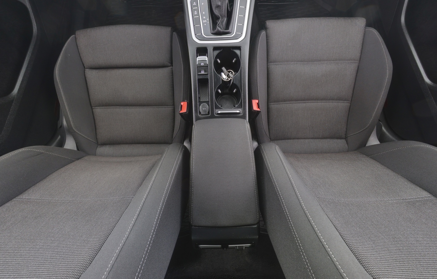 VOLKSWAGEN Passat 2019