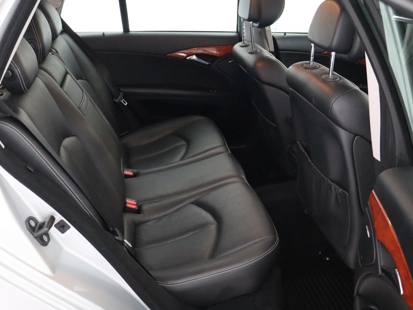 MERCEDES-BENZ E 2007