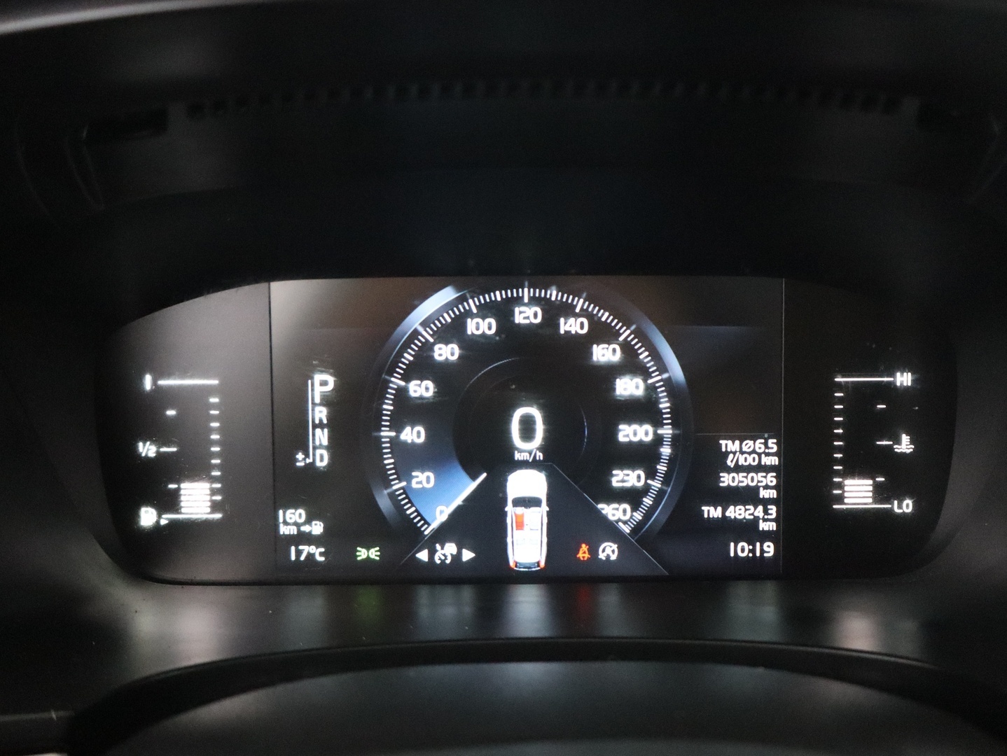 VOLVO V90 10