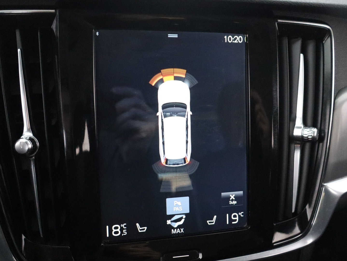 VOLVO V90 14