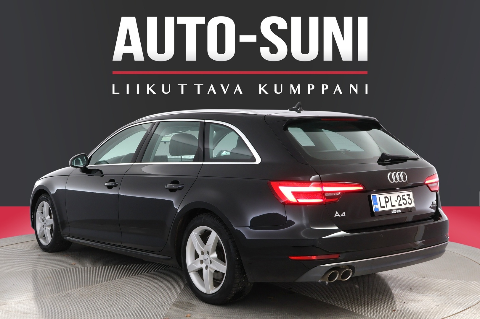 AUDI A4 2016