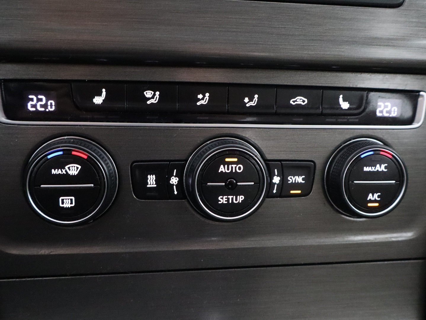 VOLKSWAGEN Golf 2013