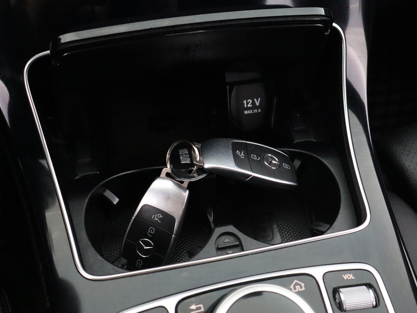 MERCEDES-BENZ C 2018