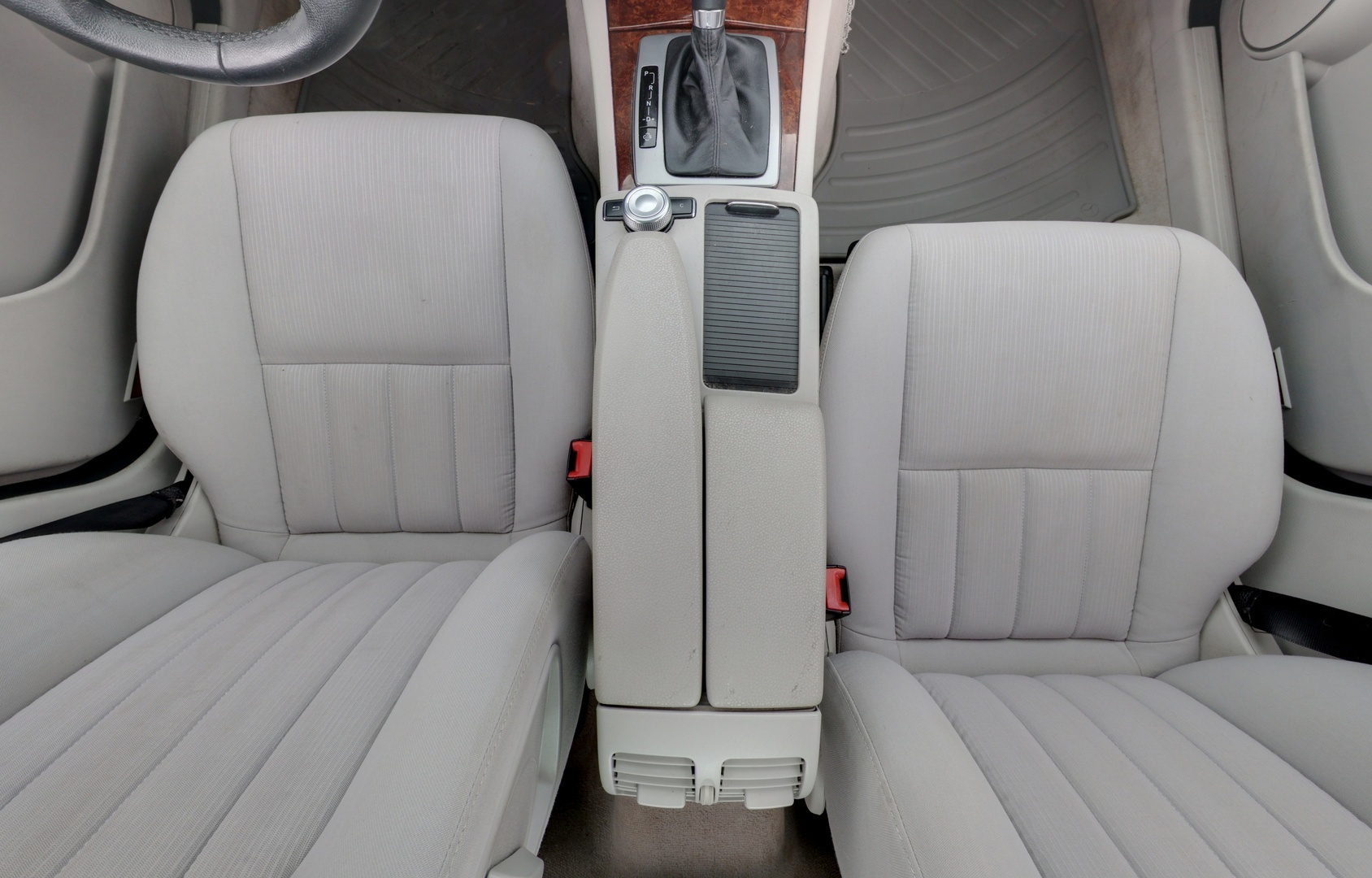MERCEDES-BENZ C 2009