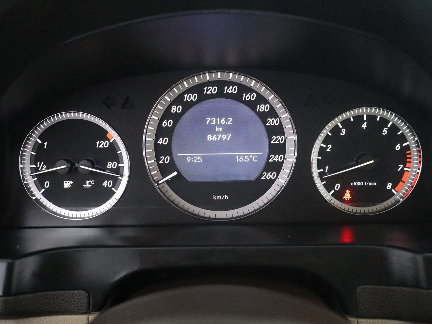 MERCEDES-BENZ C 2008