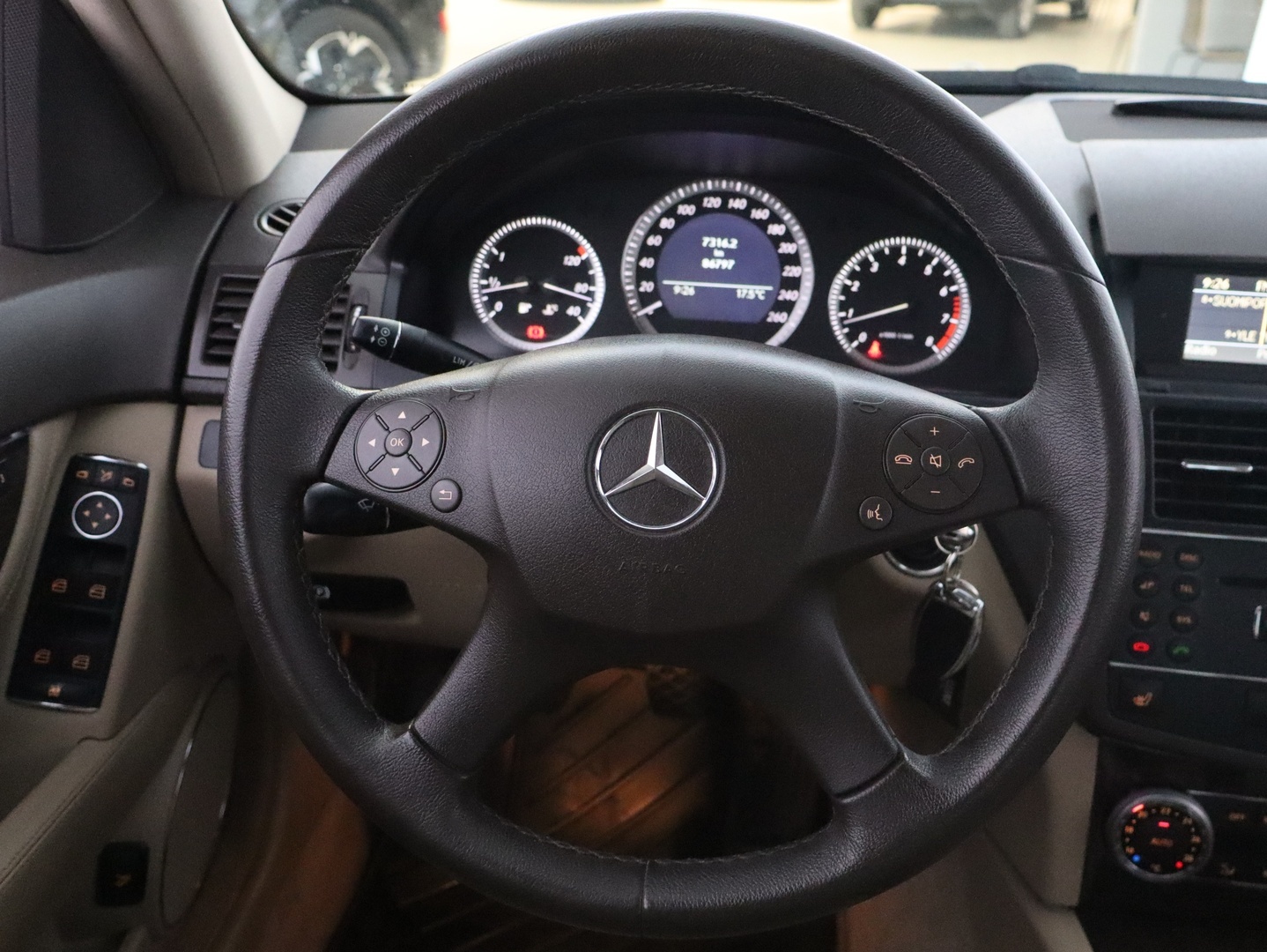 MERCEDES-BENZ C 2008