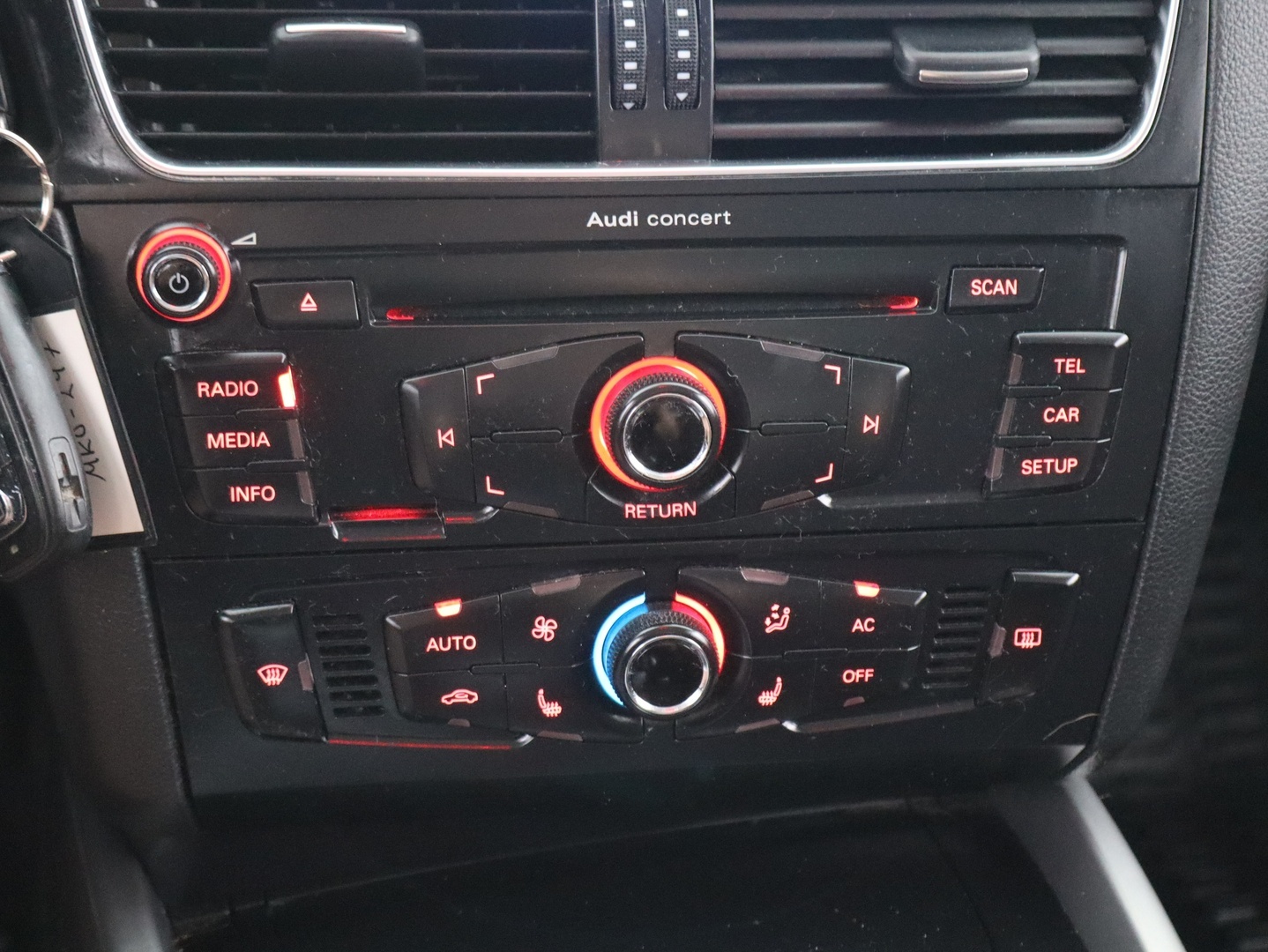 AUDI Q5 2011
