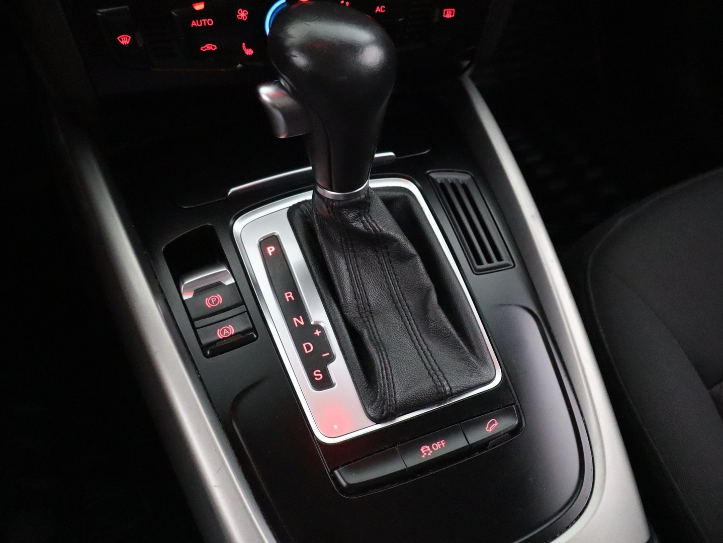 AUDI Q5 2011