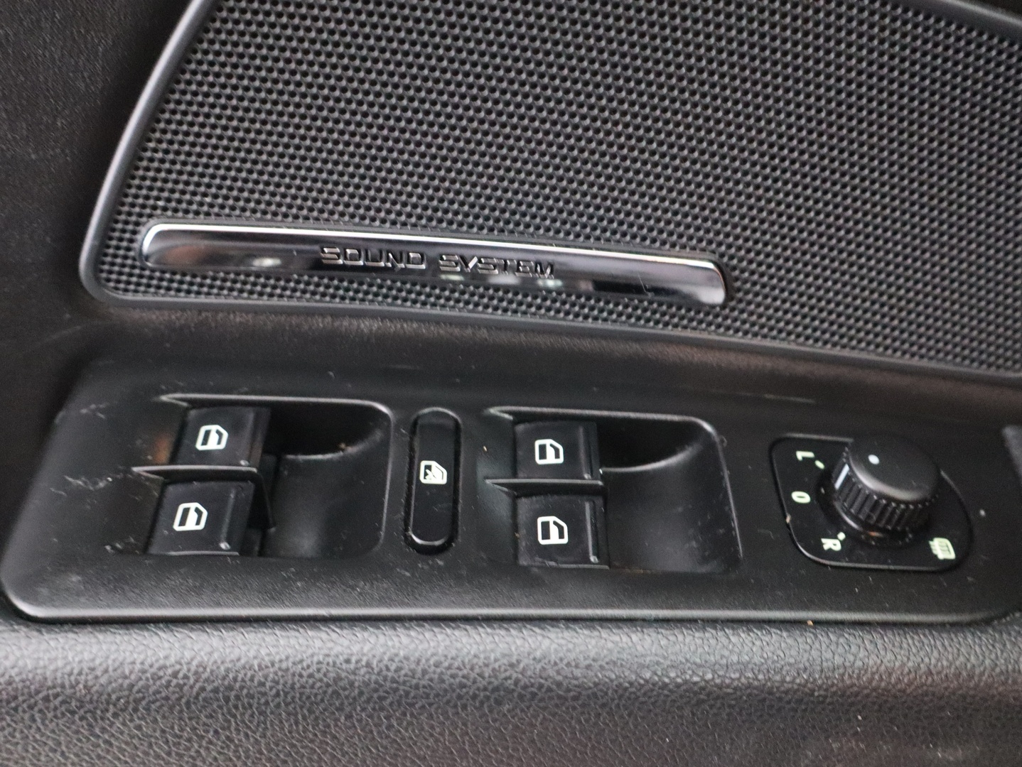 SKODA Superb 2014