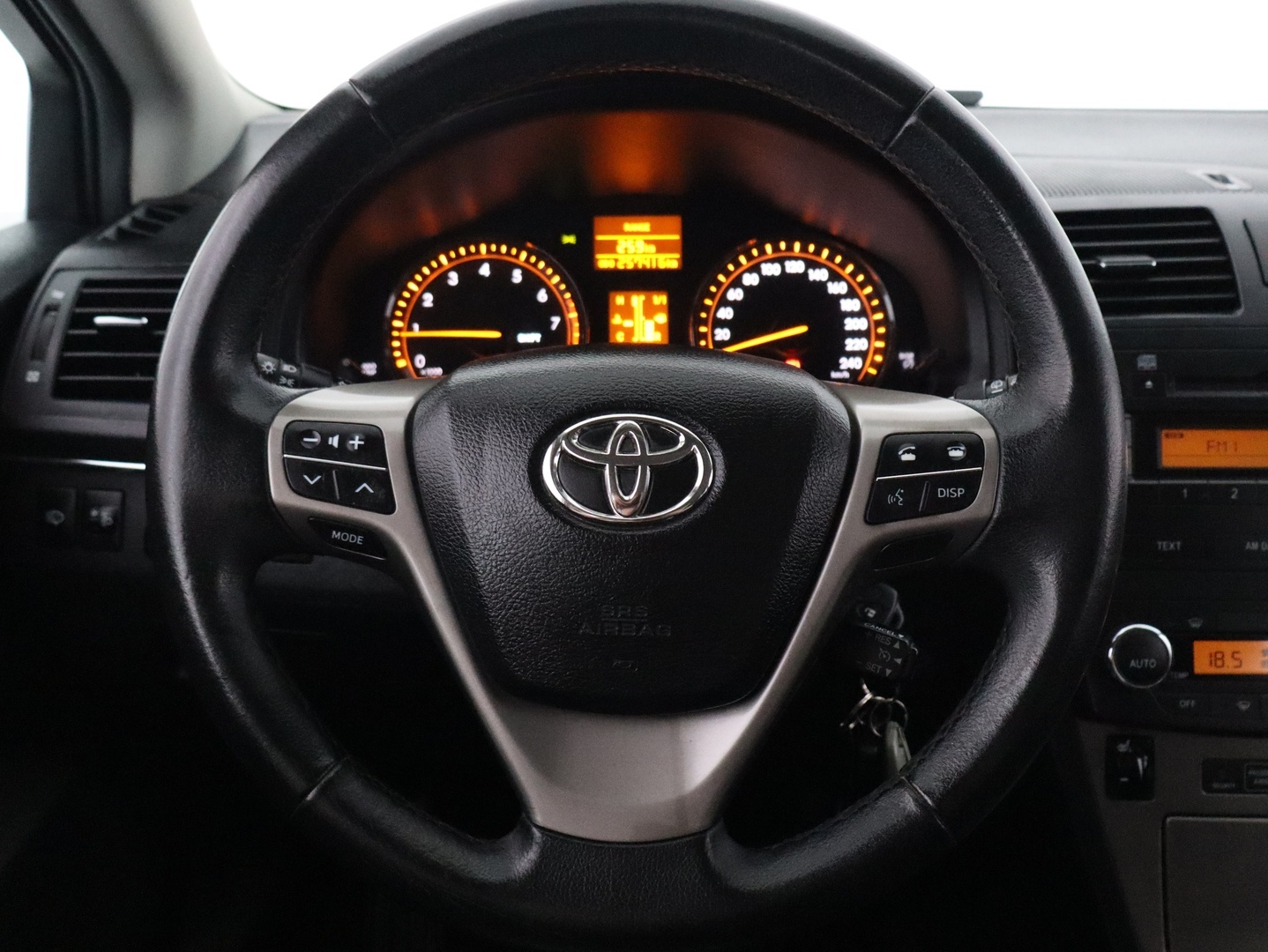 TOYOTA Avensis 11