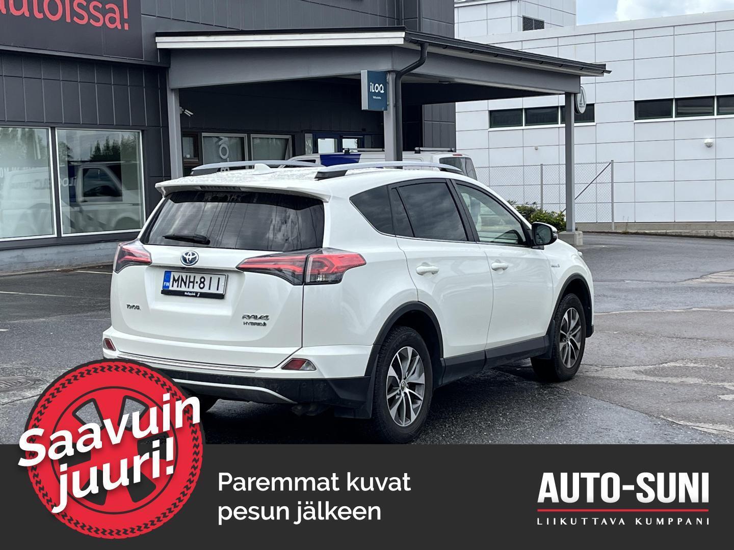 TOYOTA RAV4 2018
