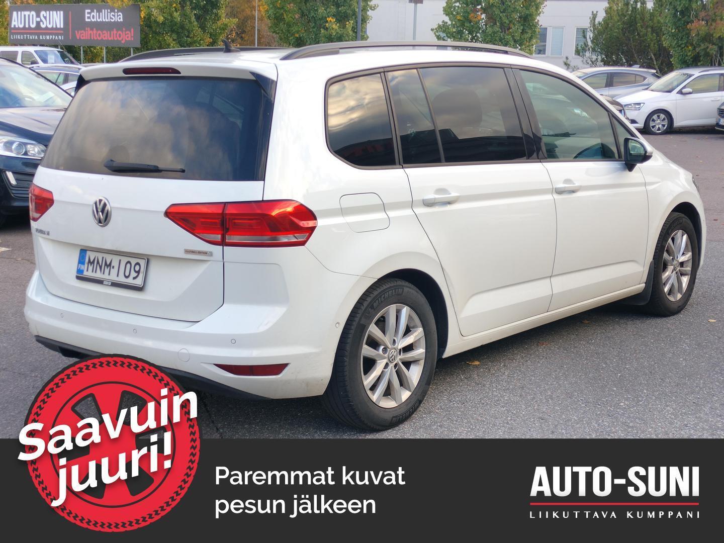 VOLKSWAGEN Touran 2018