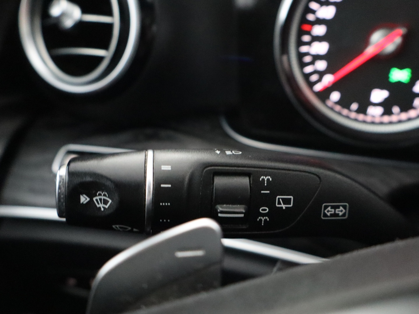 MERCEDES-BENZ E 2017