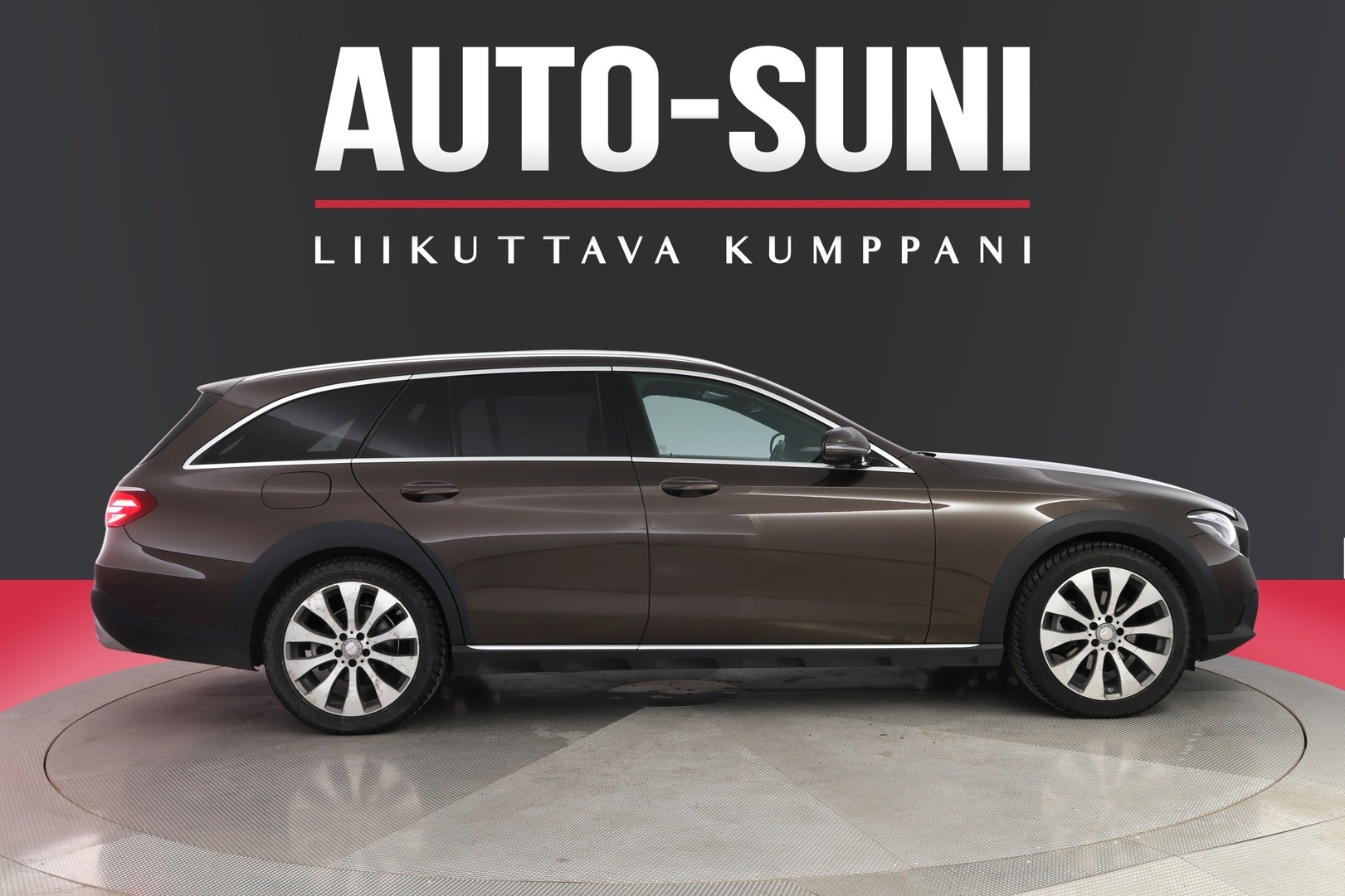 MERCEDES-BENZ E 2017