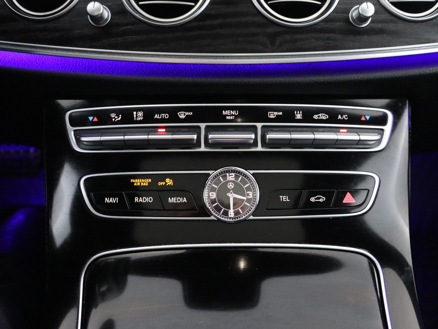 MERCEDES-BENZ E 2017