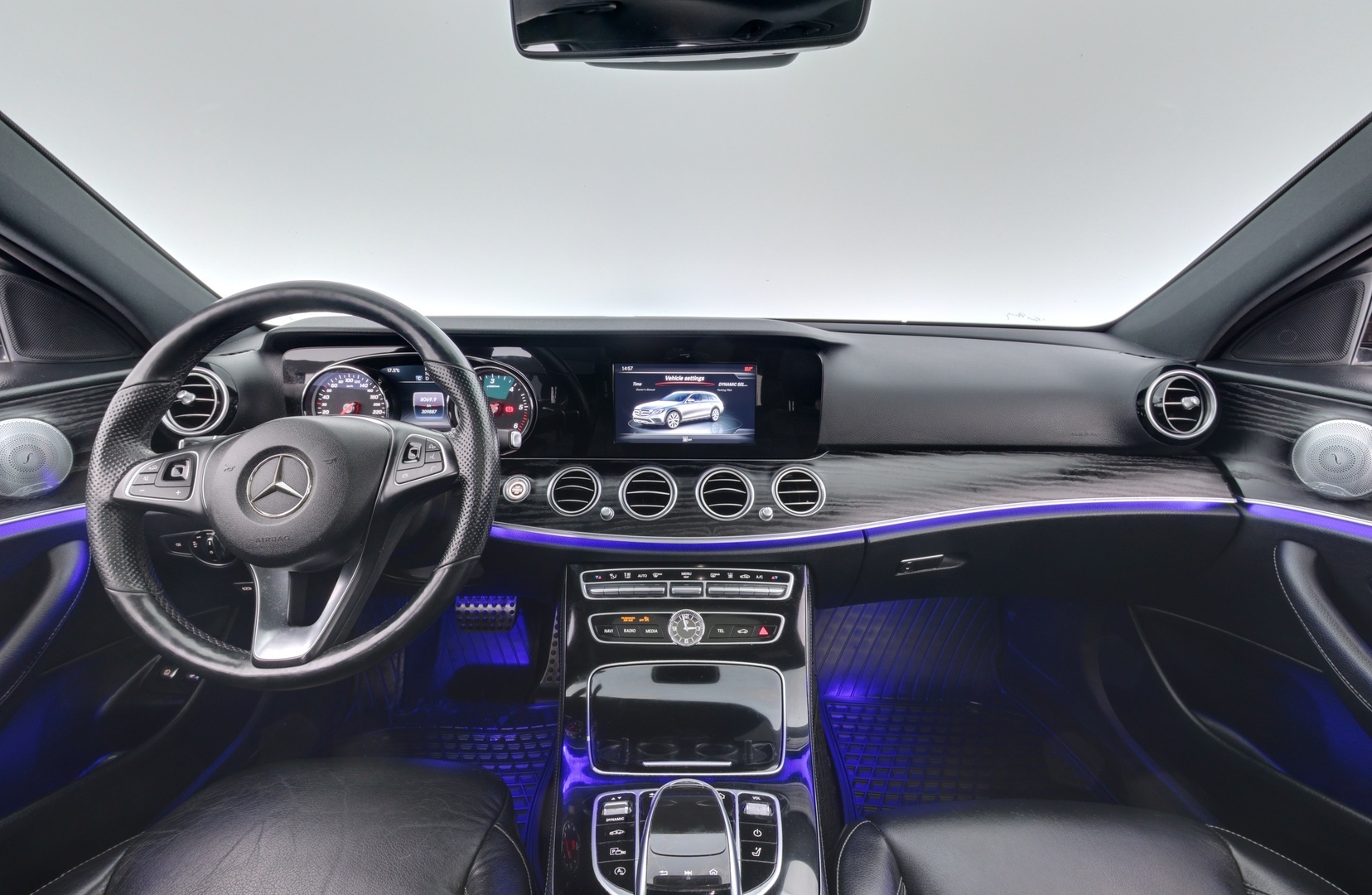 MERCEDES-BENZ E 2017