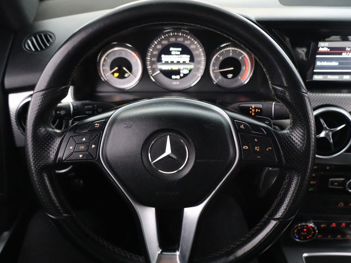 MERCEDES-BENZ GLK 2012