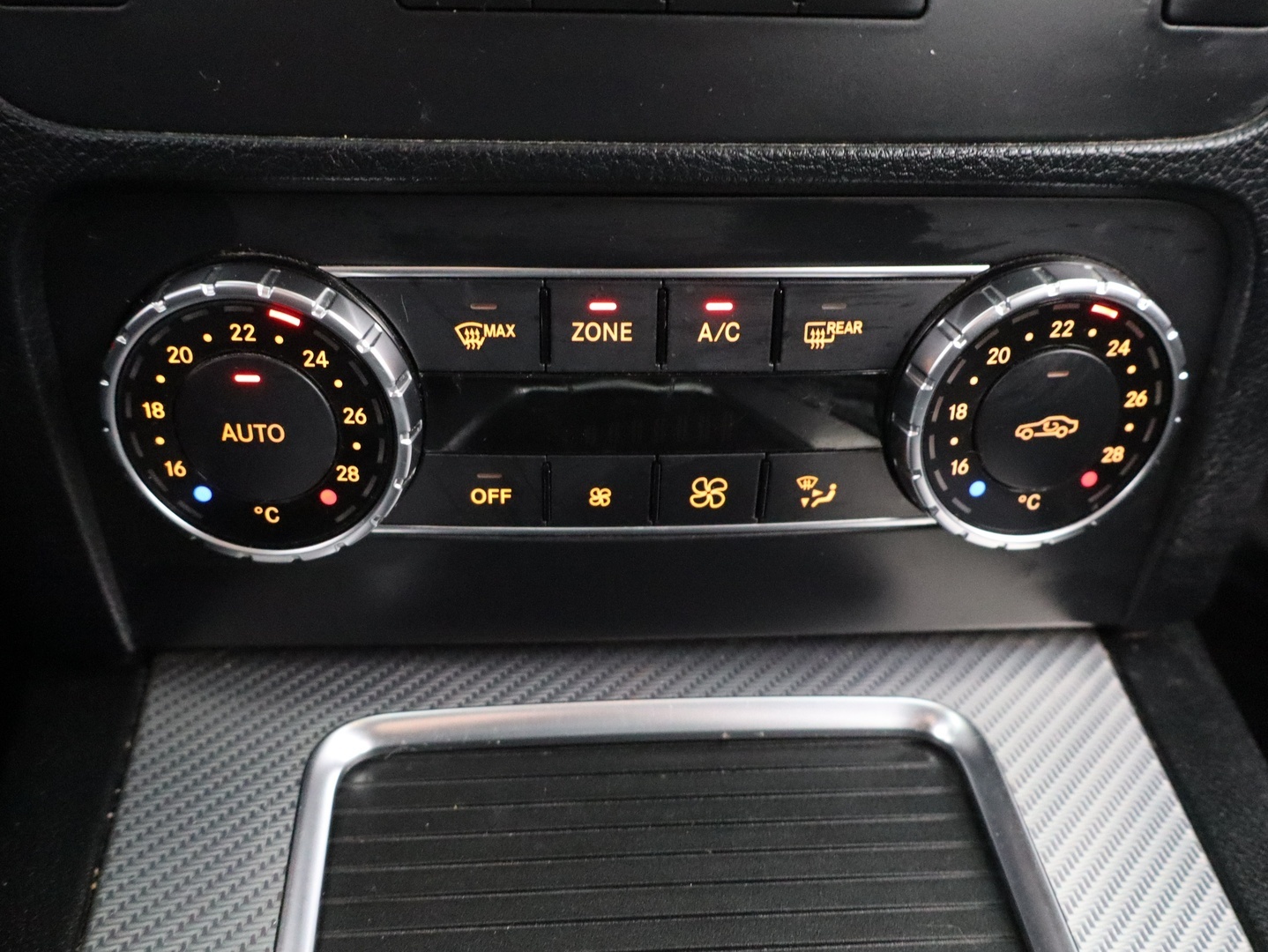 MERCEDES-BENZ GLK 2012