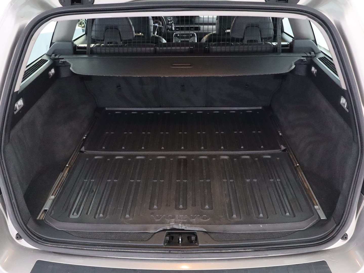 VOLVO V70 2013