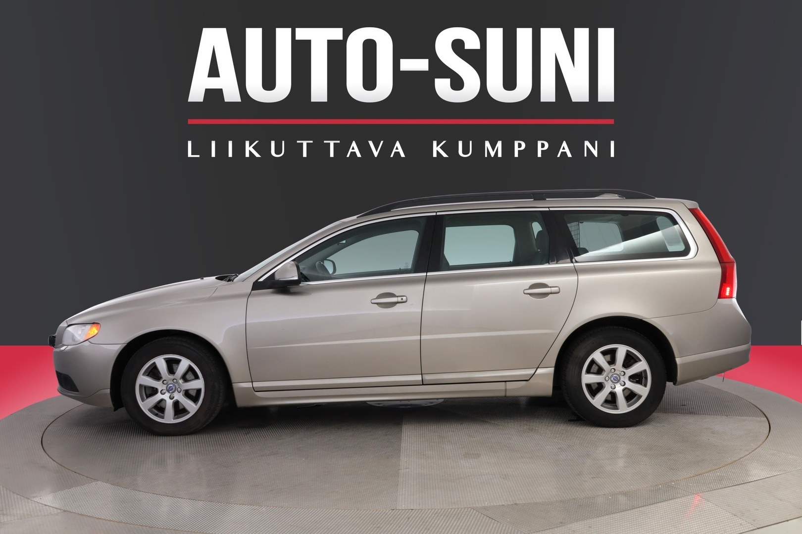VOLVO V70 2013