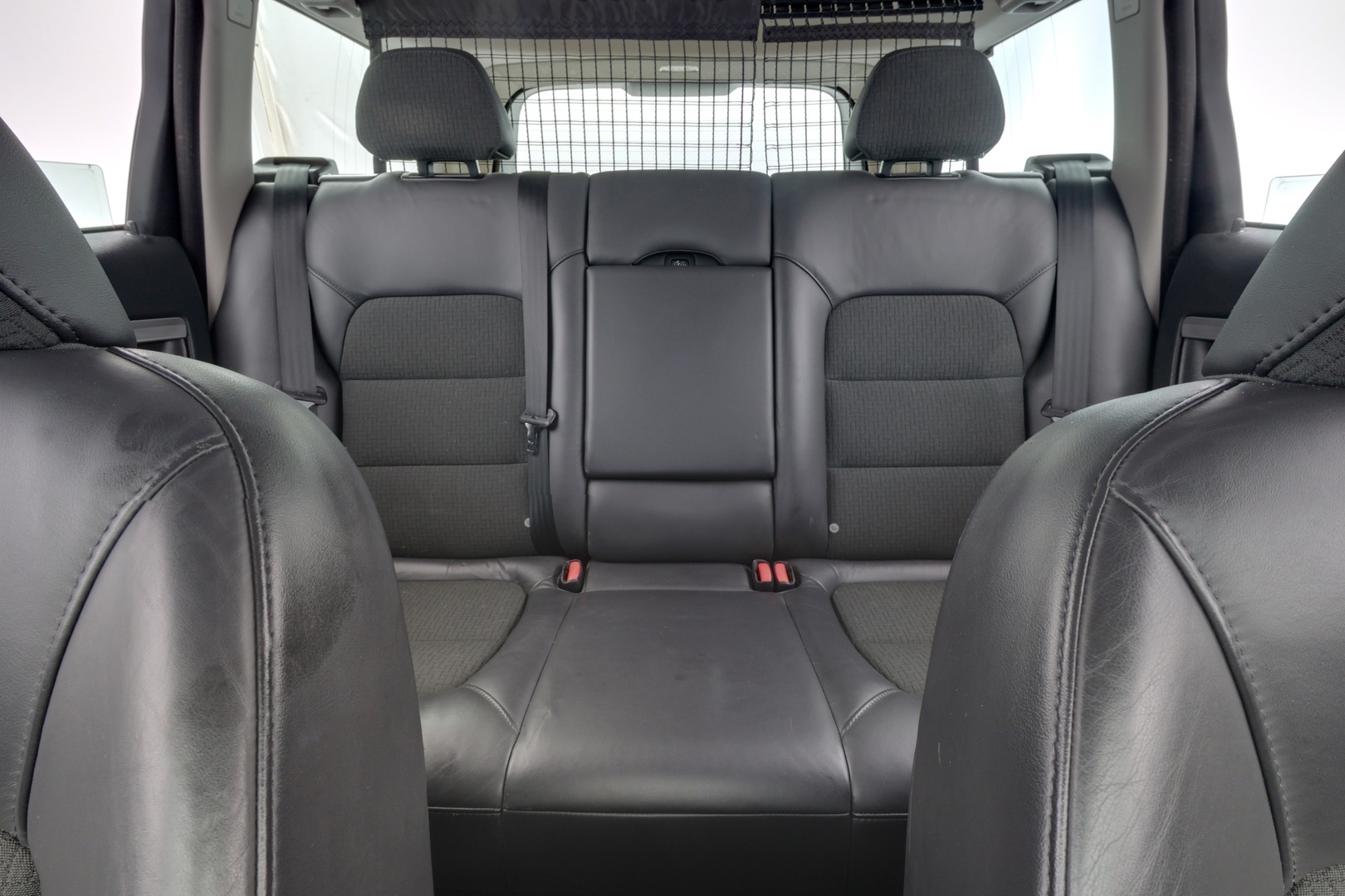 VOLVO V70 2013