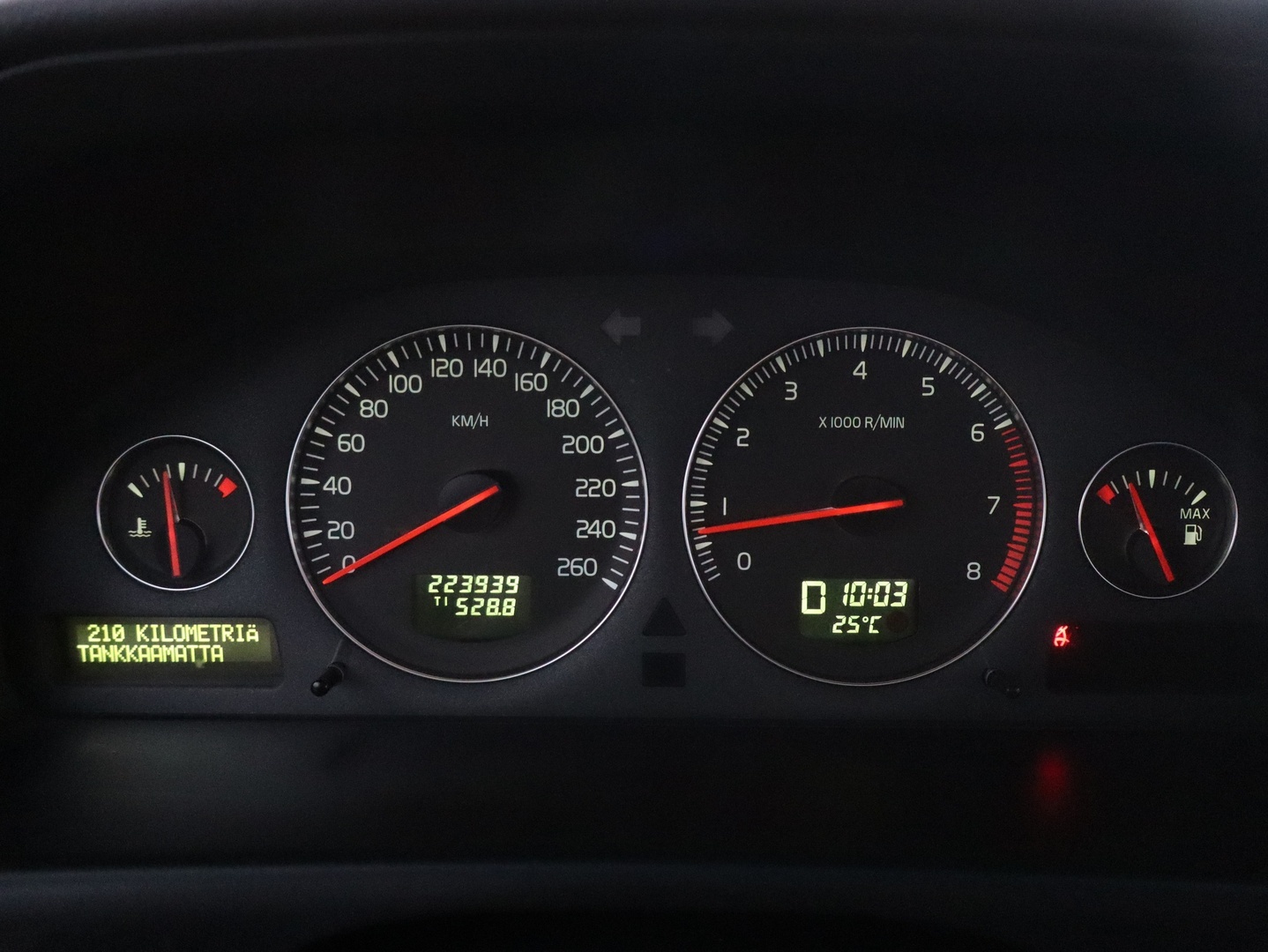 VOLVO V70 2005
