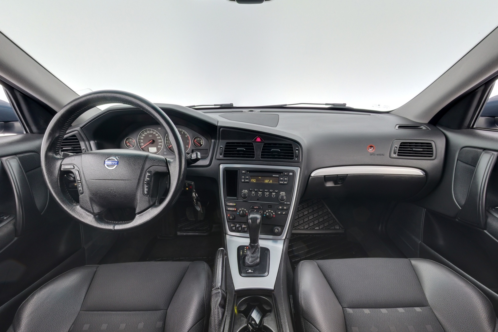 VOLVO V70 2005