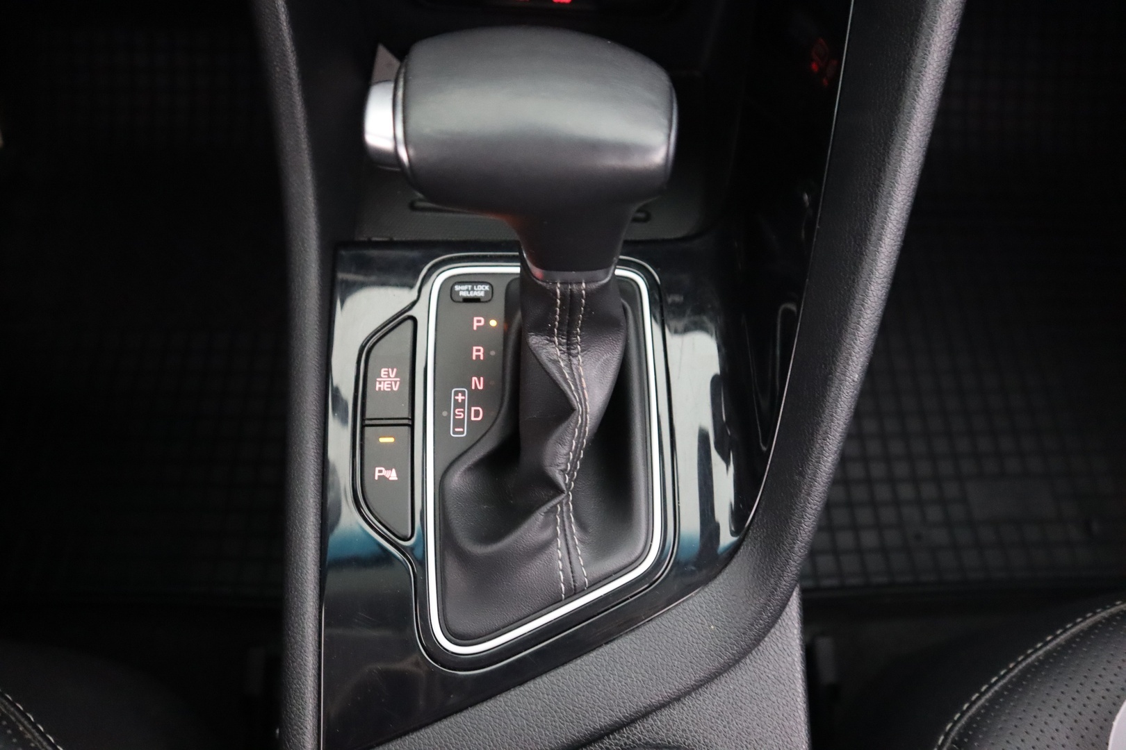 KIA Niro plug-in 2019