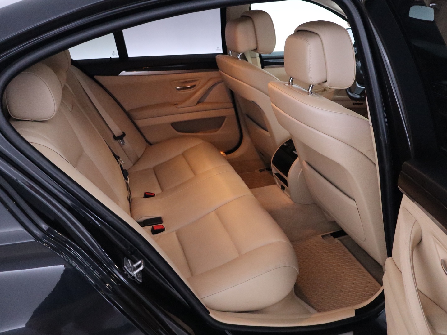 BMW 530 2010