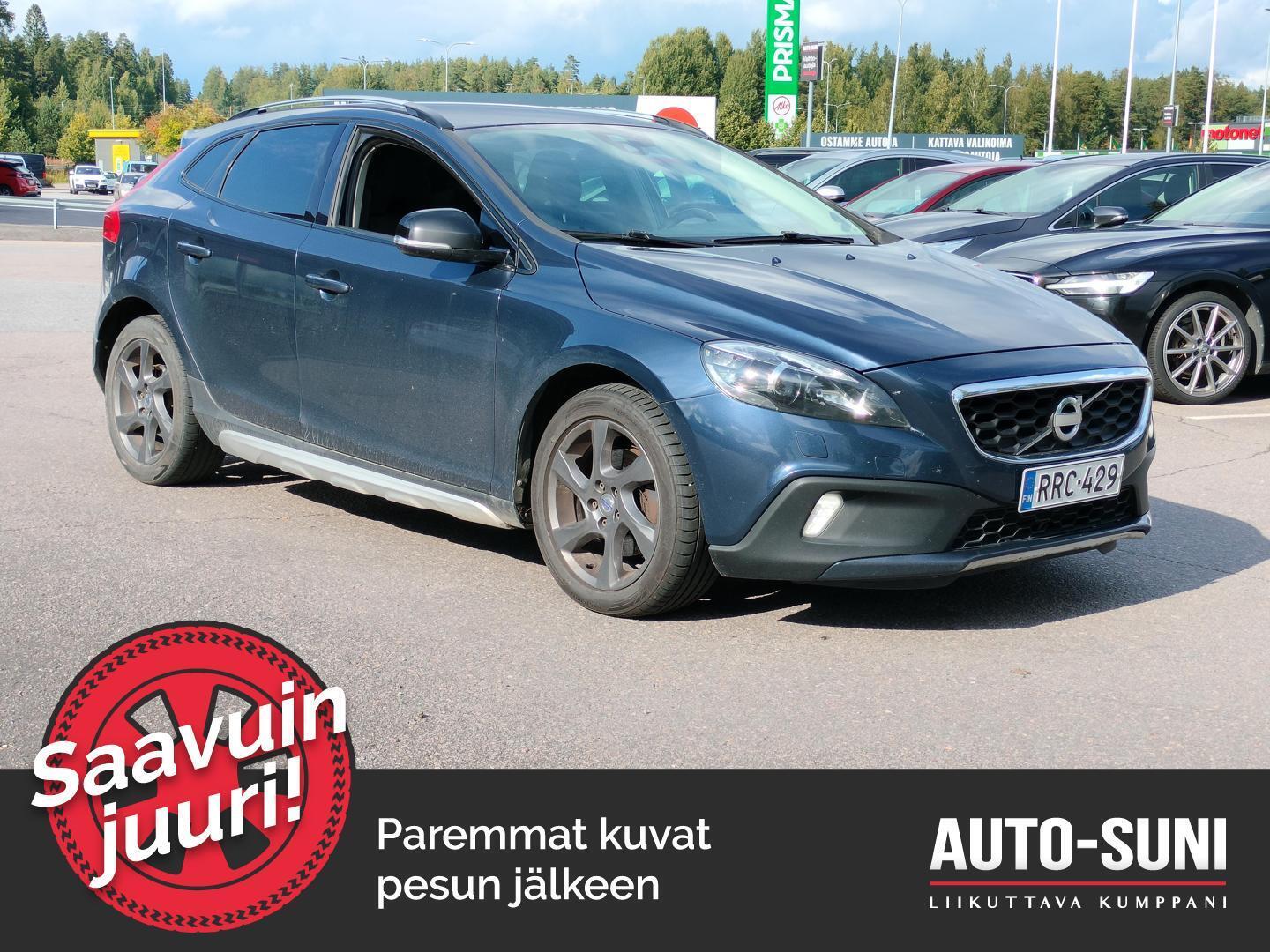VOLVO V40 Cross Country 2013
