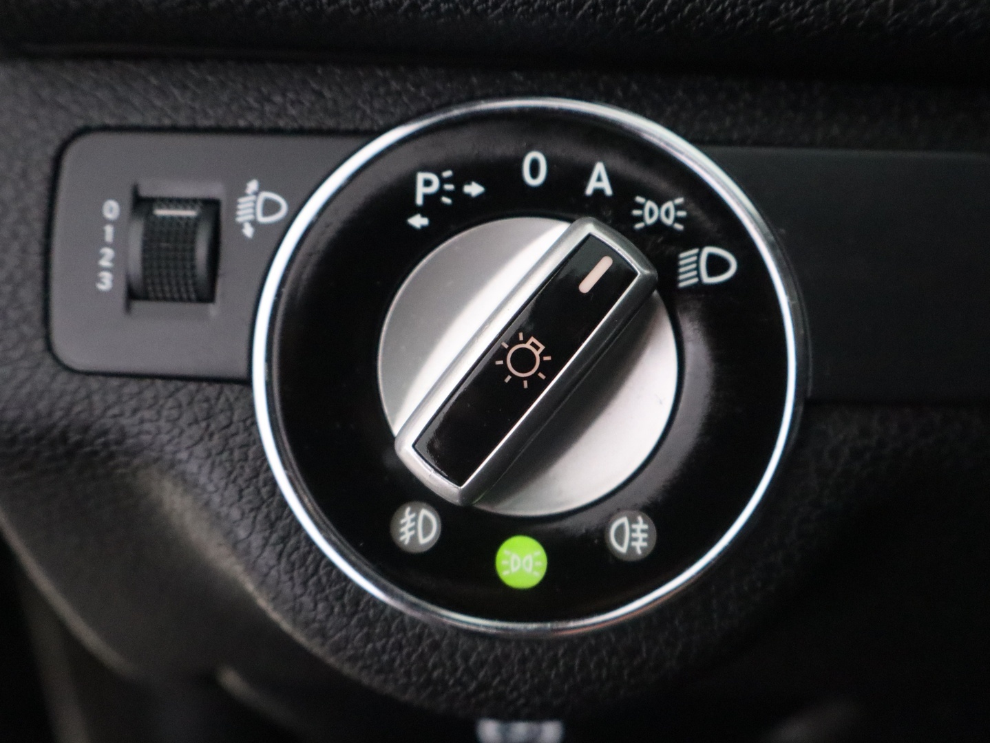 MERCEDES-BENZ C 2008