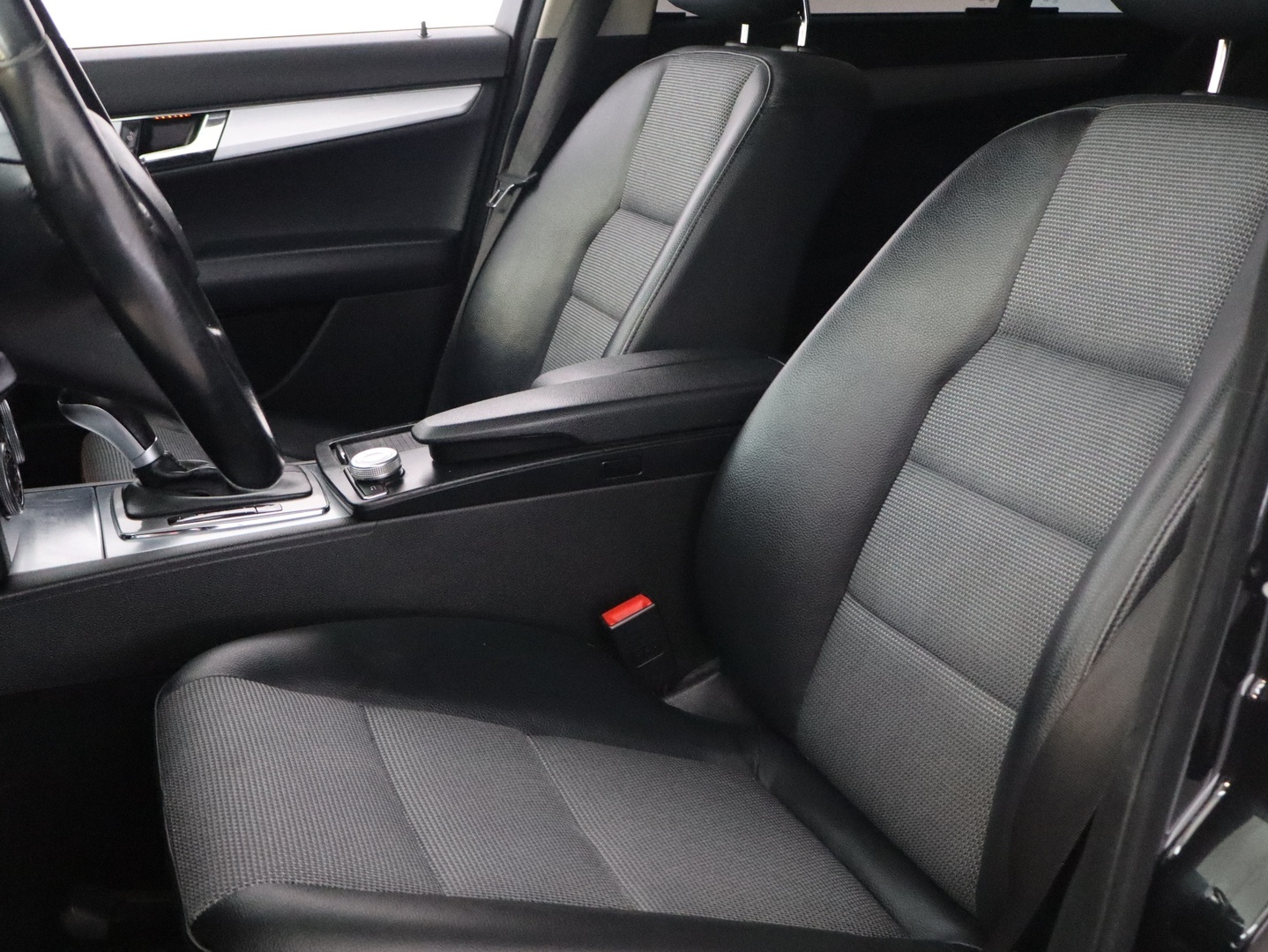 MERCEDES-BENZ C 2008