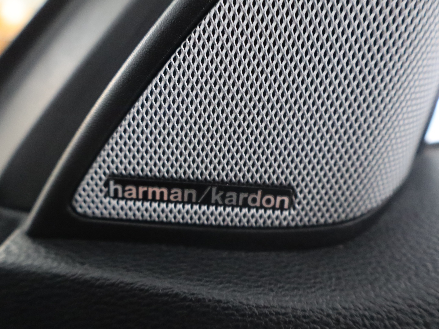MERCEDES-BENZ E 2010